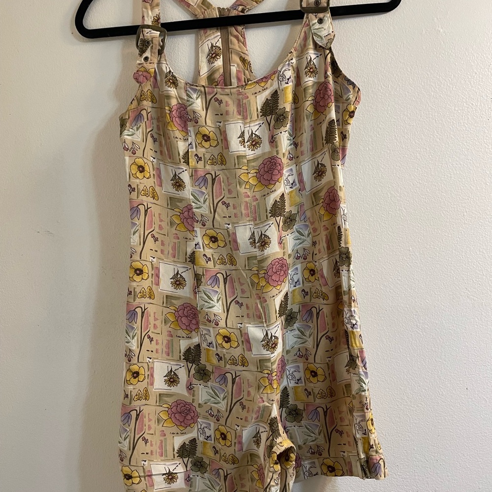 Floral Print Sleeveless Romper in Cream and Pastel Pink